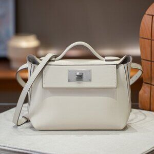 Versatile Leather Shoulder Bag